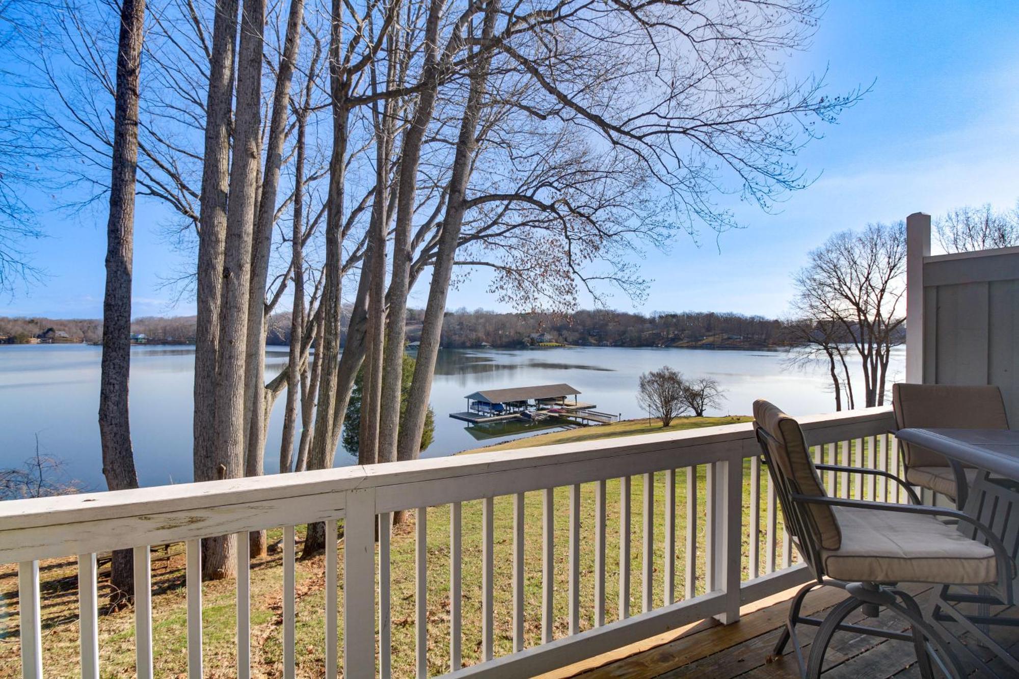 Lakefront Moneta Home With Community Boat Dock! Exterior photo