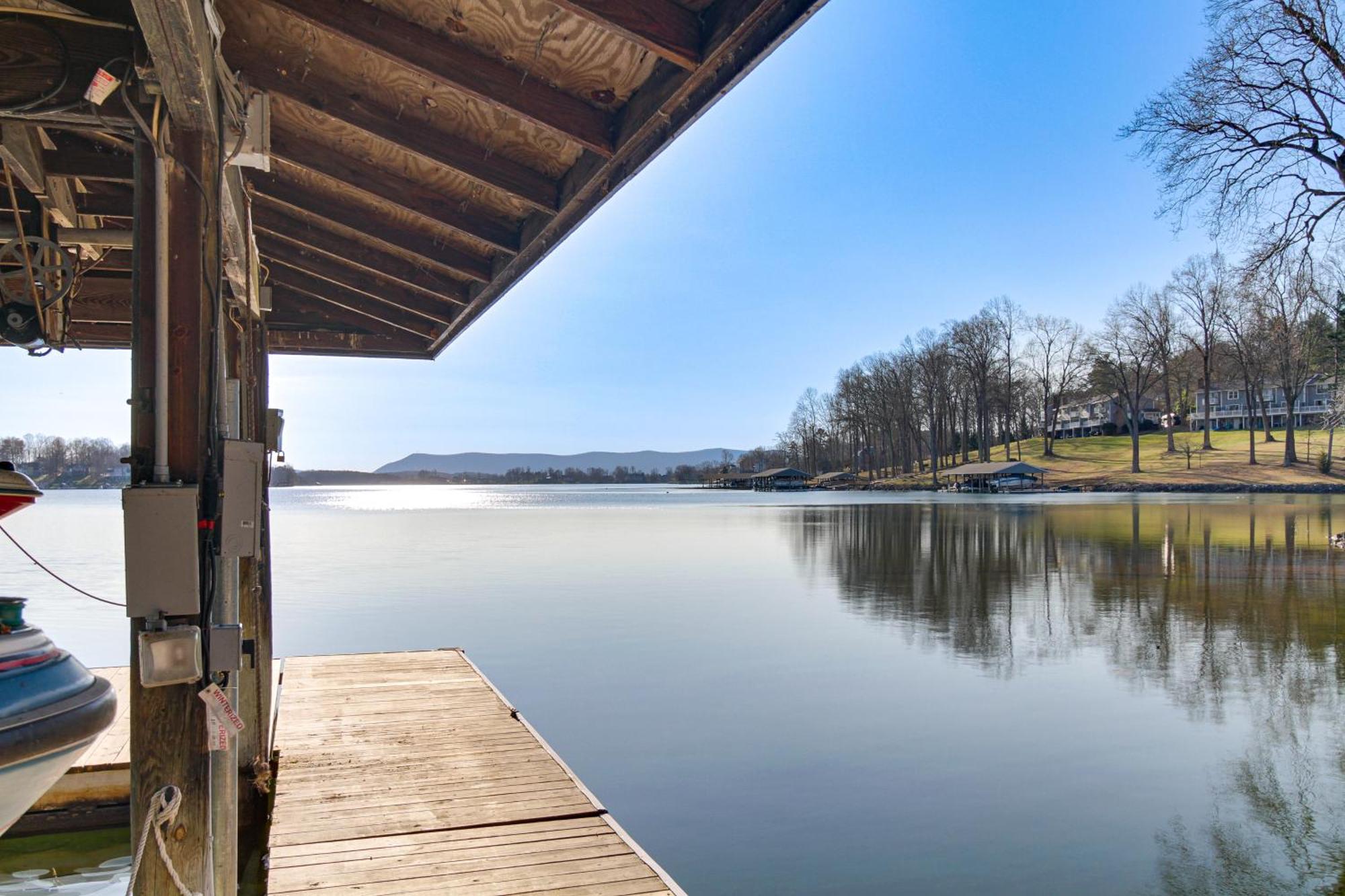 Lakefront Moneta Home With Community Boat Dock! Exterior photo